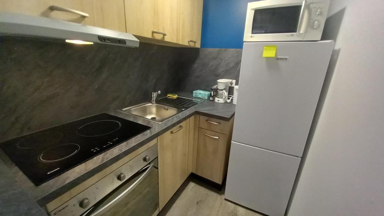 Saint-Flour Appartement Au Coeur De La Ville מראה חיצוני תמונה